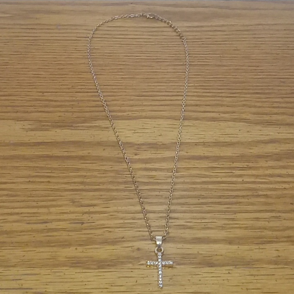 Cross necklace (Gold tone)